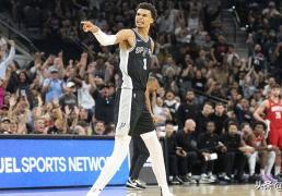 分(fēn)析(xī)：奧(ào)拉朱旺如何幫(bāng)助马刺队維(wéi)克托·文班(bān)亚马在休赛期(qī)蜕变