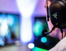 千亿市(shì)場(chǎng)争奪(duó)战！王者荣耀守中國(guó)，LOL手游攻全球(qiú)，市(shì)場(chǎng)优势分(fēn)析