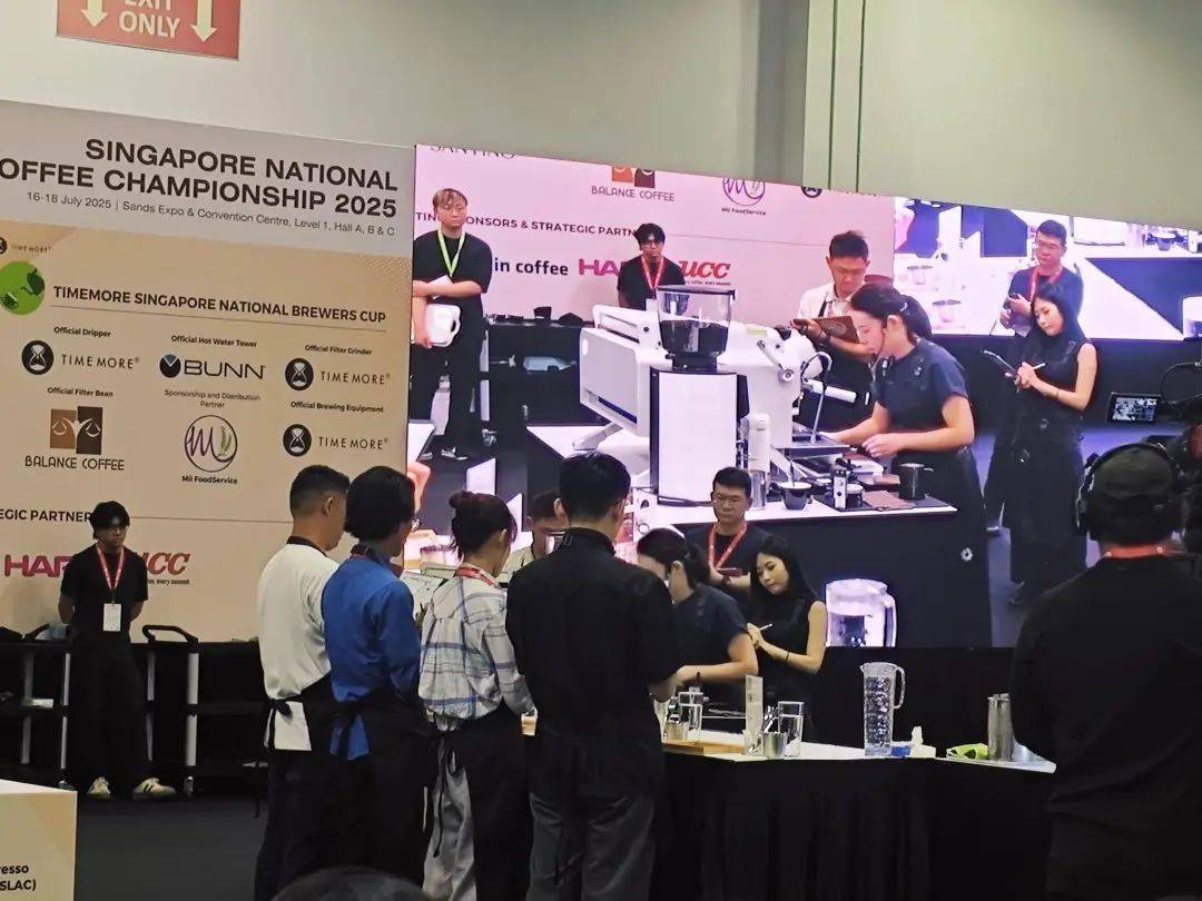 赛事回顾｜新加坡全国咖(kā)啡(fēi)锦標(biāo)赛（SNCC）比赛指定(dìng)用机：Tamp;Z品牌飞跃咖(kā)啡(fēi)机闪耀(yào)国际舞(wǔ)台，廣(guǎng)受好(hǎo)评！