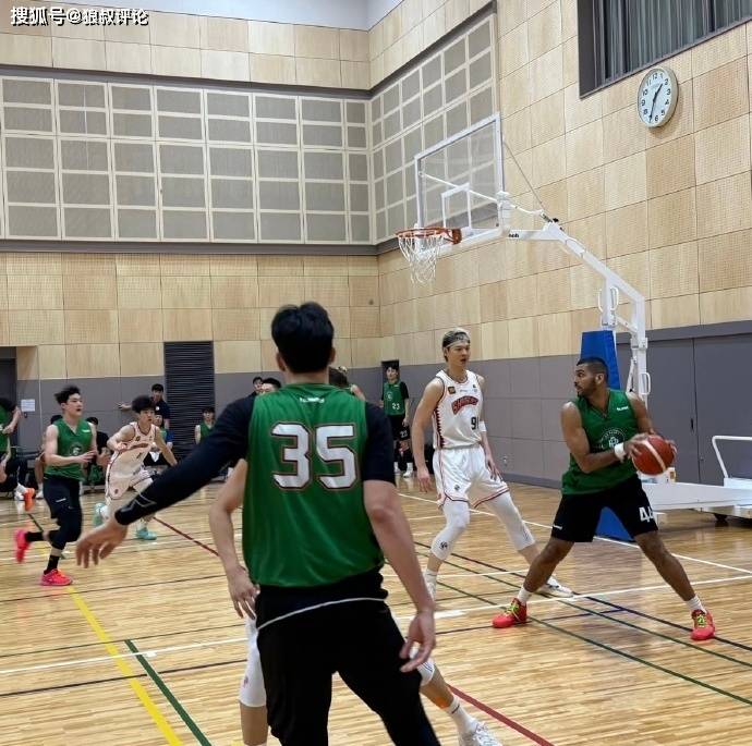 怀特塞德被放弃了？上海男篮全华班73-76不敌韩国水原KT