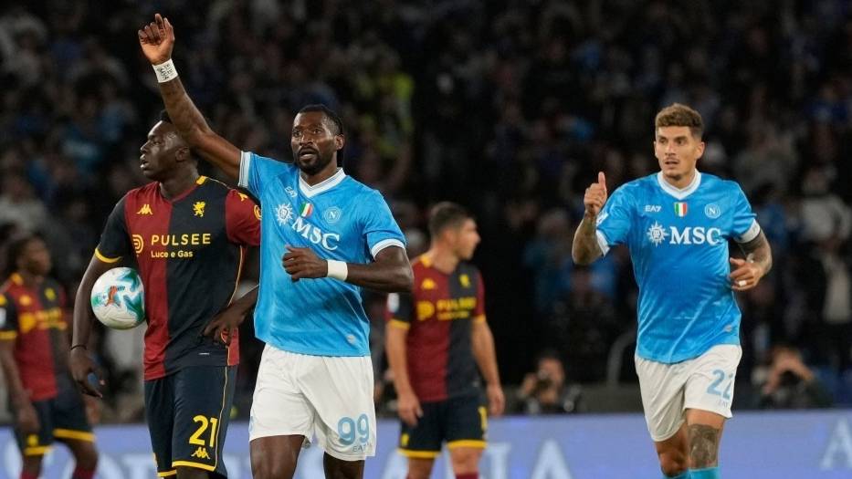 羅(luó)马+那(nà)不勒斯均上(shàng)演逆转好戏，两队同分，排名包揽前二