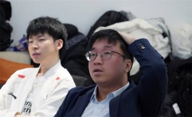 【一竞技1JingJi】LOL：LPL首支至(zhì)臻全(quán)华班诞生(shēng) AL新教练打脸Tabe