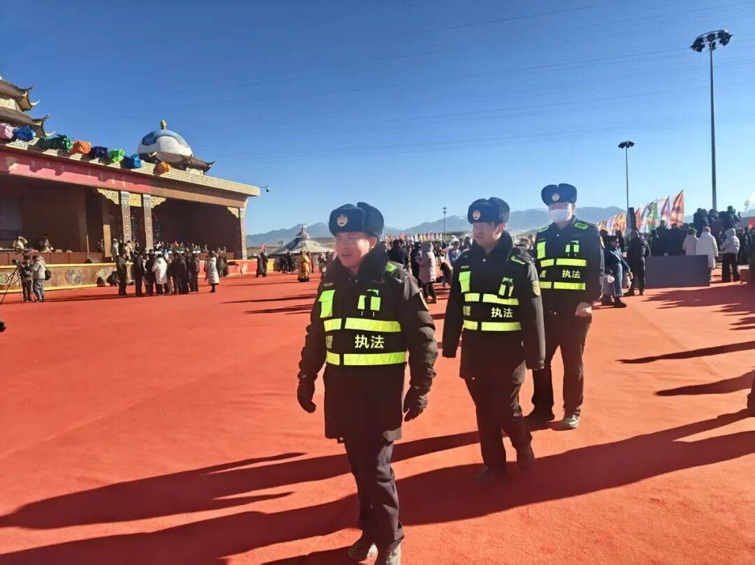 工作动态 | 护航骆驼赛事 彰显城管担当